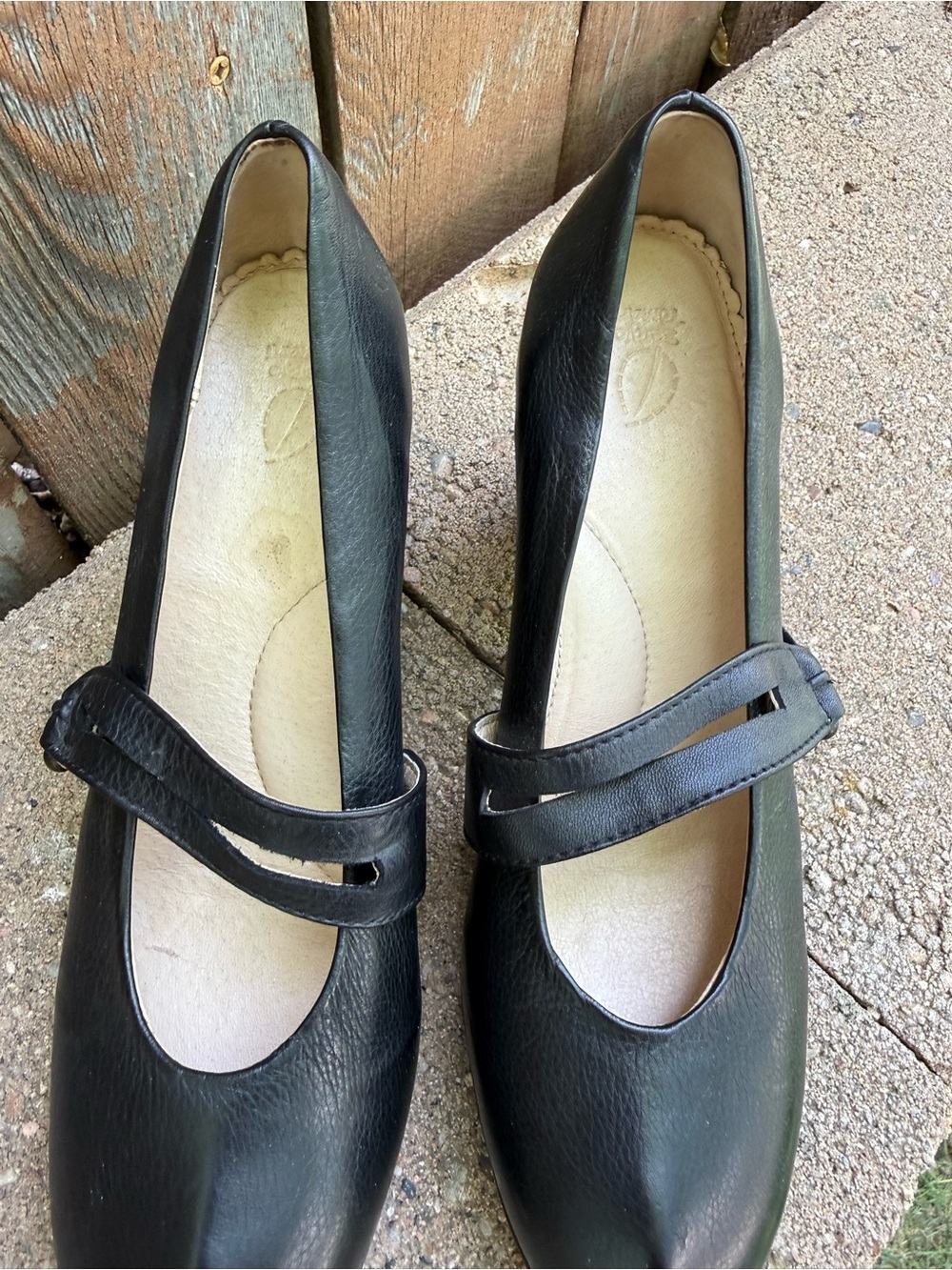 SERGIO TOMANI Women's Black Leather Mary Jane Block Heels Shoes Size 40 - Picture 3 of 15
